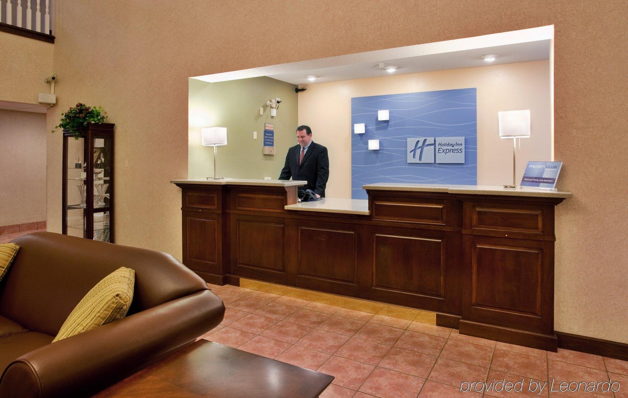 Seasons Inn & Suites Highland Interiér fotografie