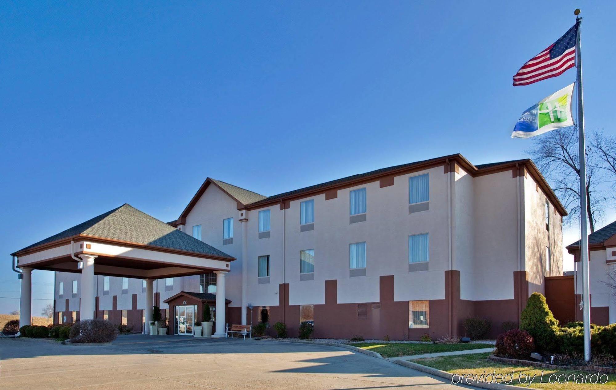 Seasons Inn & Suites Highland Exteriér fotografie